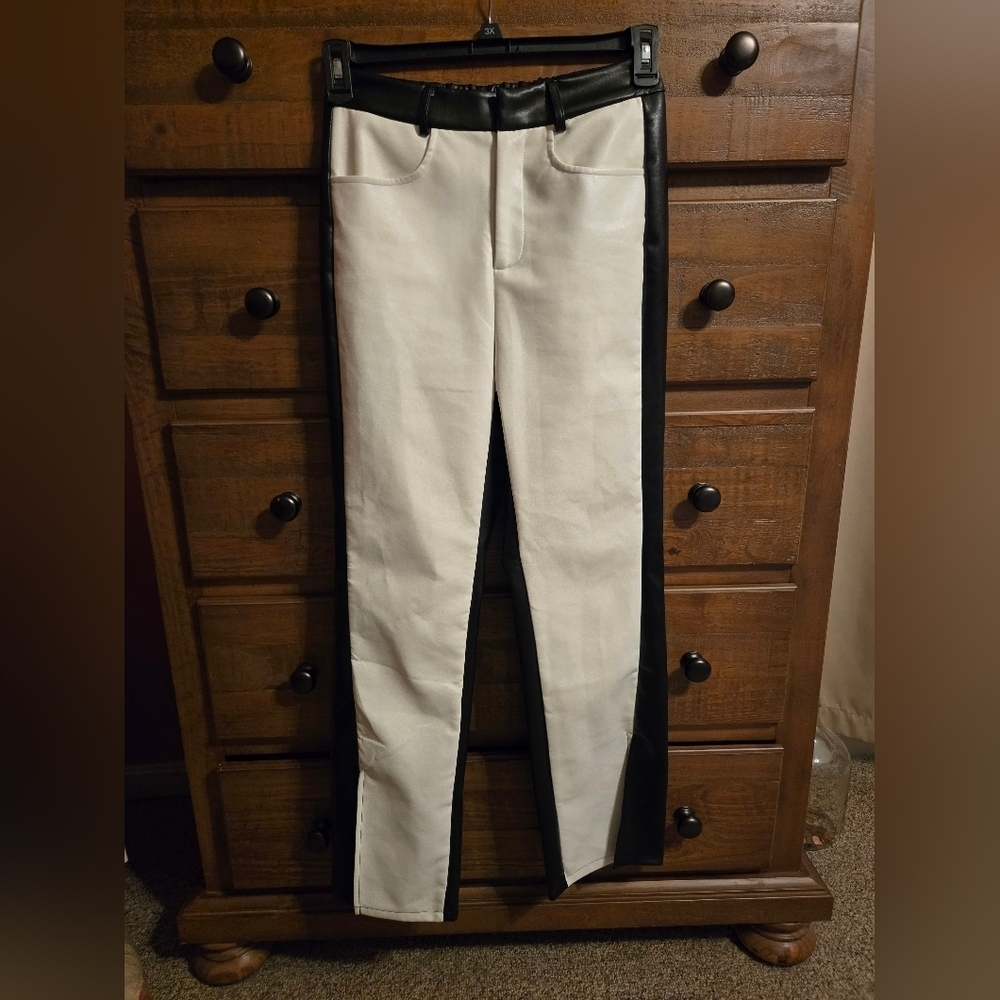 Shein 2 Tone Pants. Size S